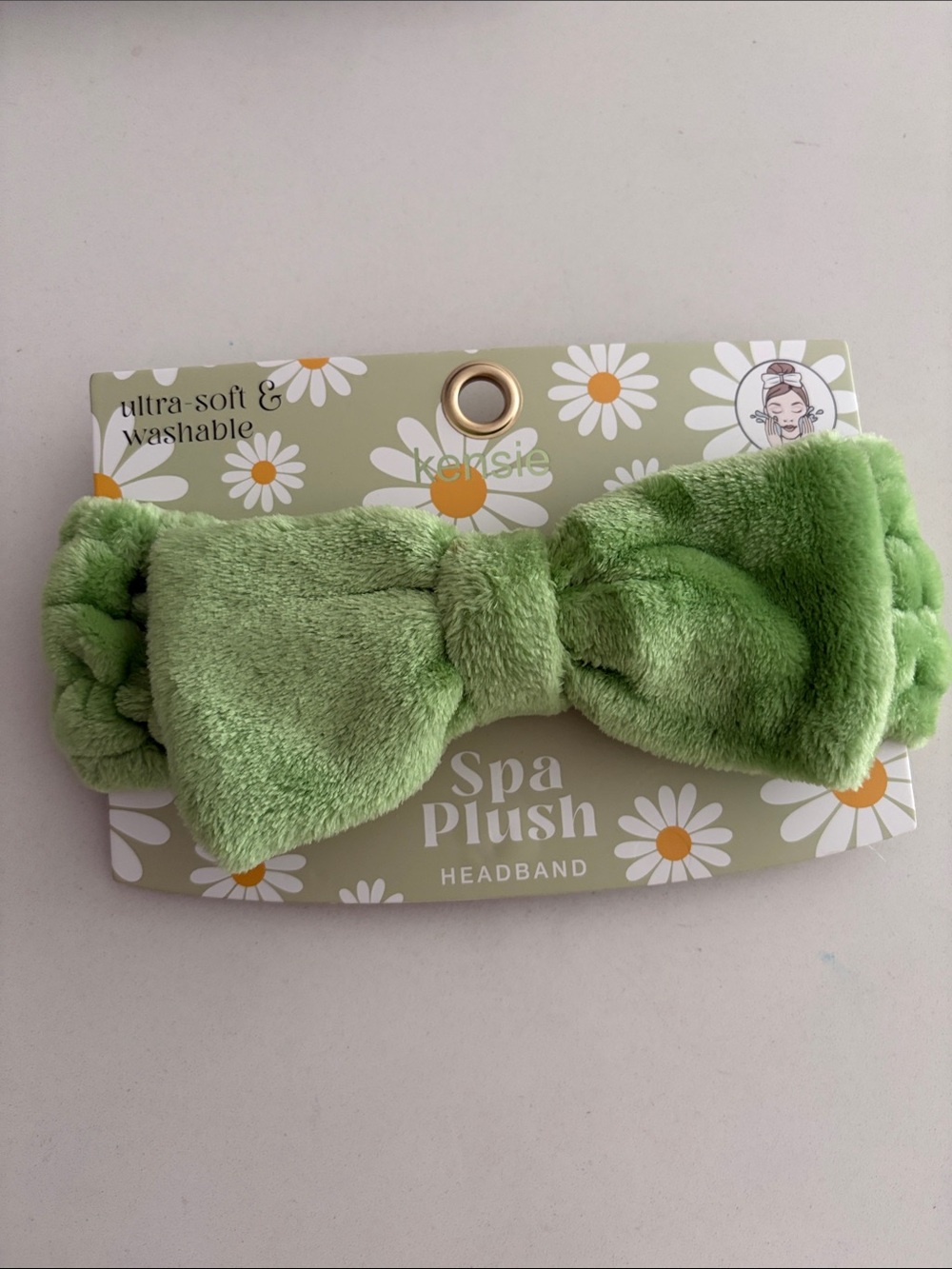 Kensie Spa Plush Headband in Light Green with Bow